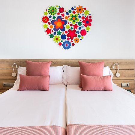 Hotel Vibra Bossa Flow - Adults Only Playa d'en Bossa Exterior foto