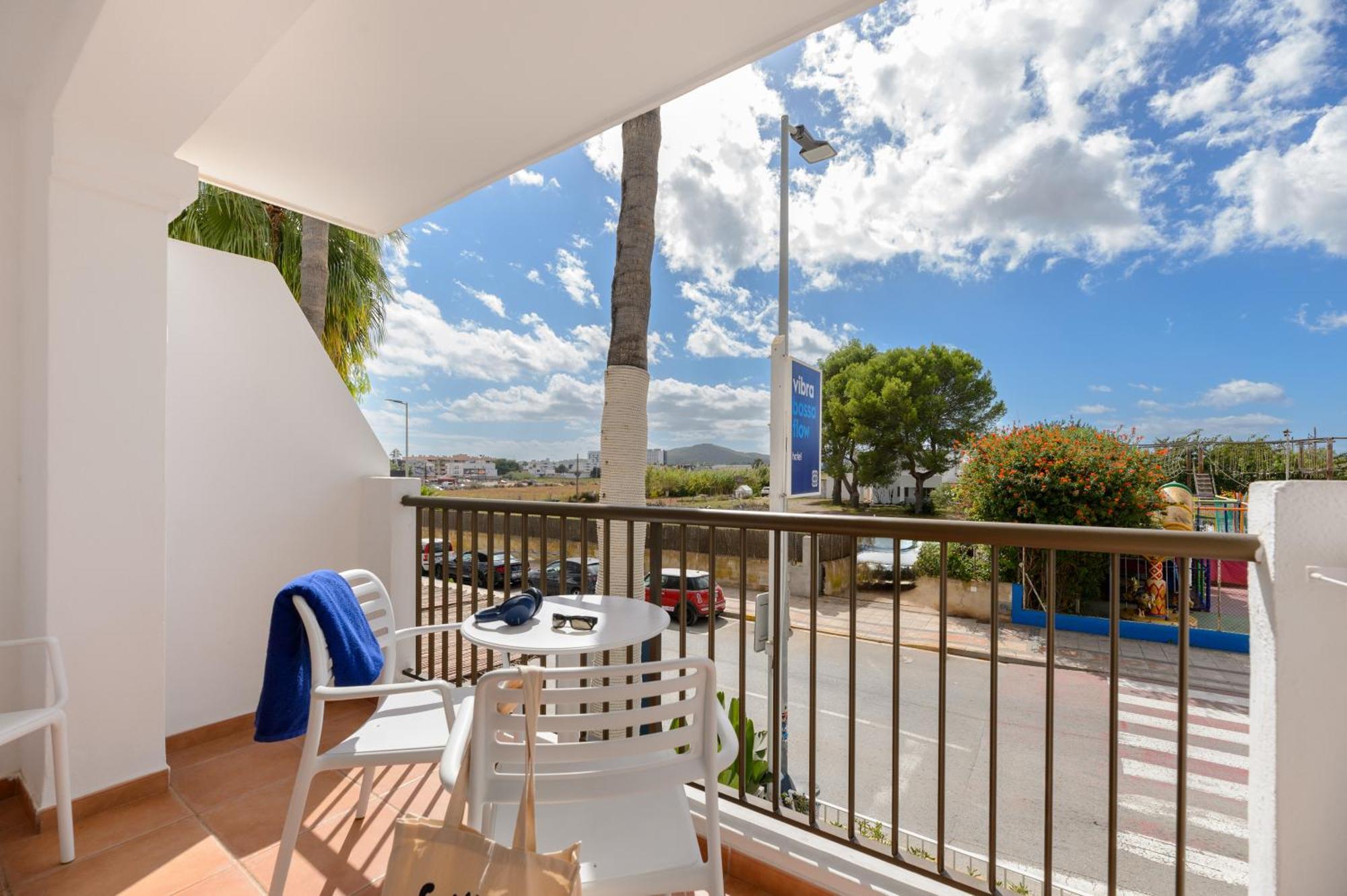 Hotel Vibra Bossa Flow - Adults Only Playa d'en Bossa Exterior foto