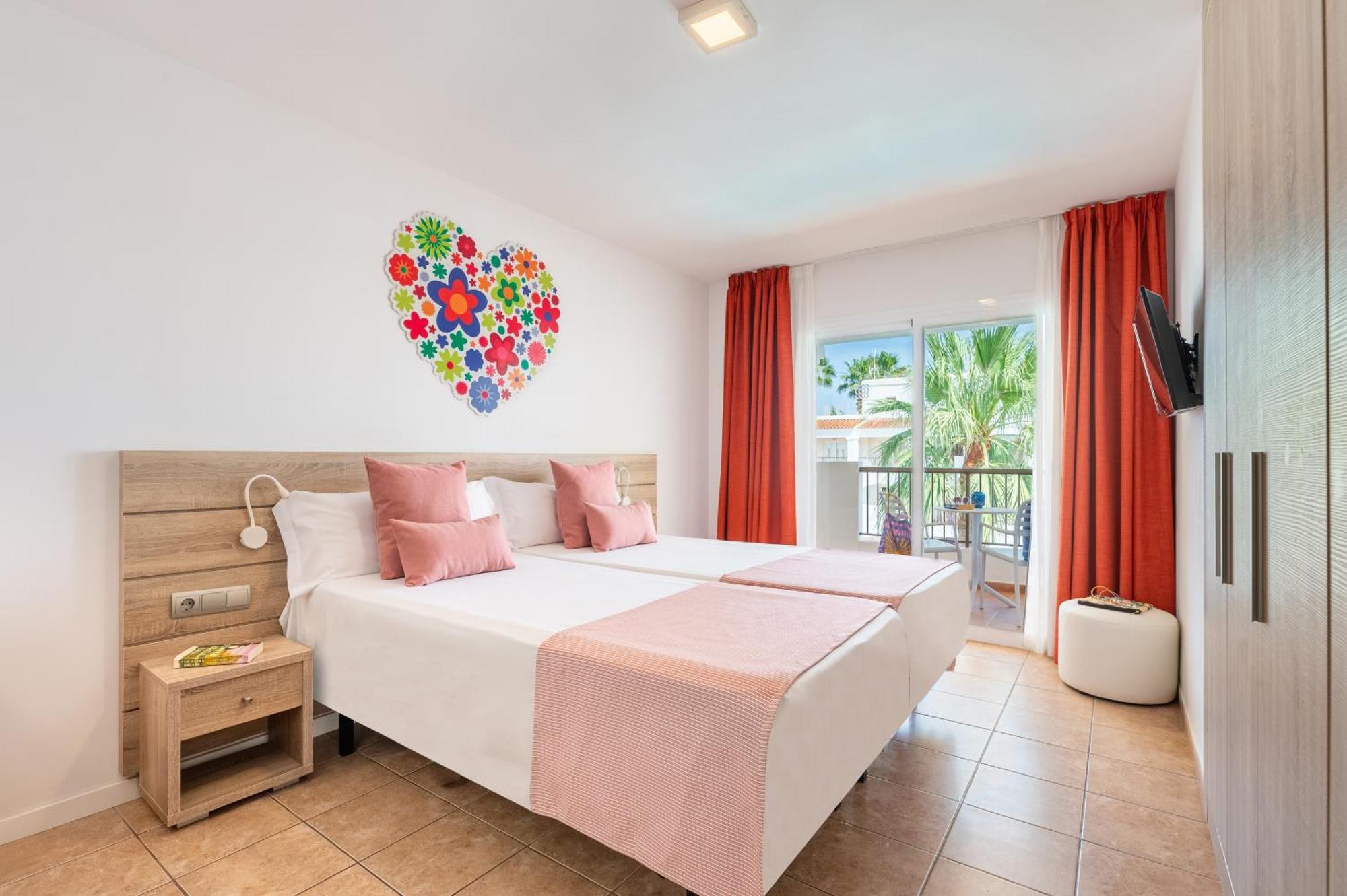 Hotel Vibra Bossa Flow - Adults Only Playa d'en Bossa Exterior foto